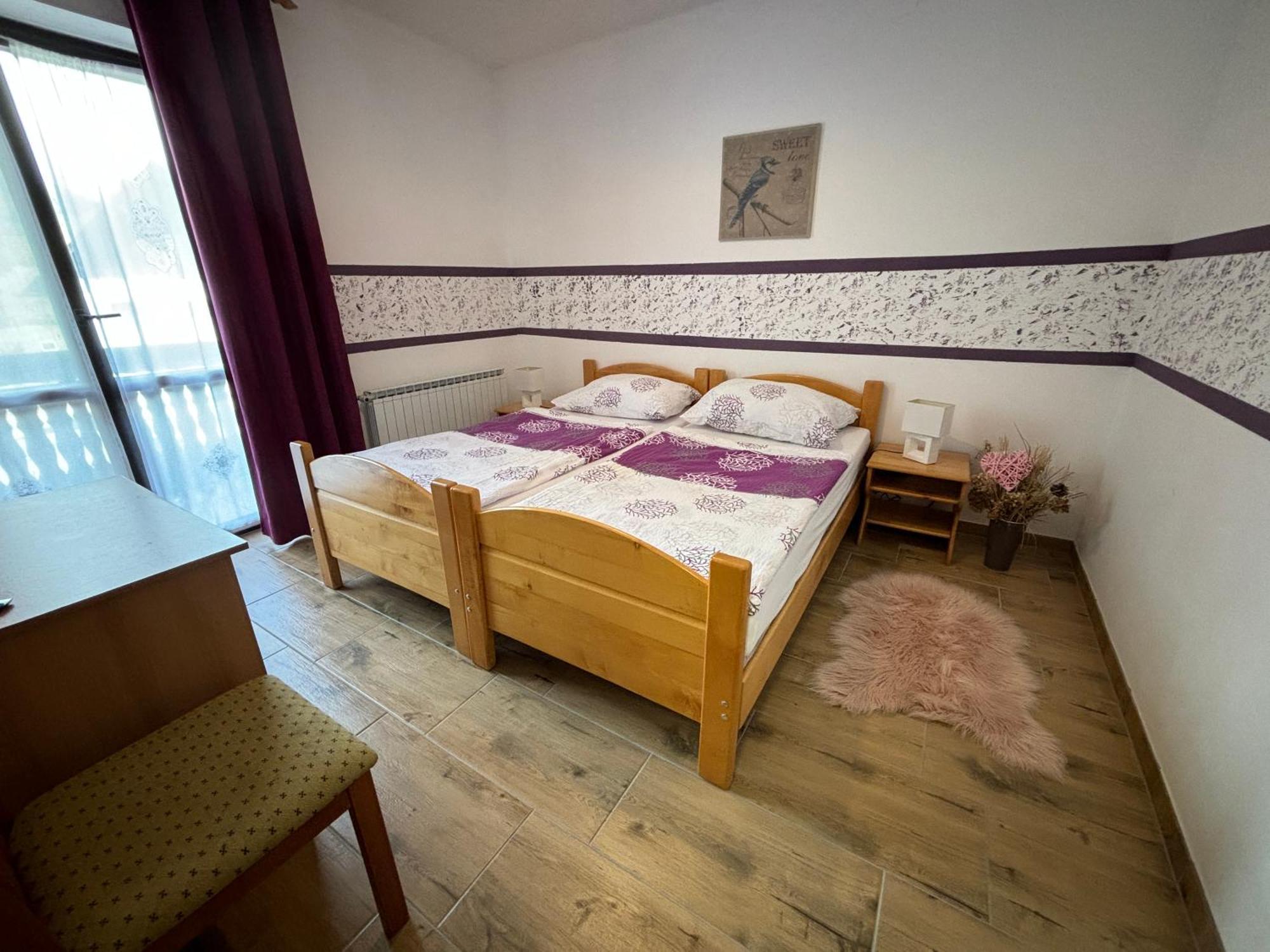 Guest House Kmecki Hram Fortuna Idrija Bagian luar foto